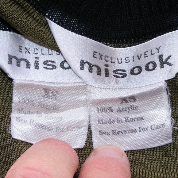 2pc EXCLUSIVELY MISOOK Sweater Set, XS, Green/Black, Acrylic, Top & Cardigan - Picture 13 of 15